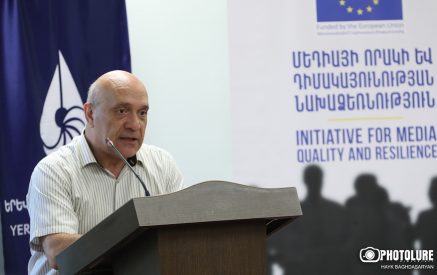 Կարեւոր է իմանալ՝ Վիլեն Գաբրիելյանն ինքնուրո՞ւյն է որոշել մանդատը վայր դնել, թե՞ իրեն ասել են. Աշոտ Մելիքյան