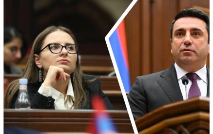 «Ուրեմն կարդա՛ սա ու «ականջիդ օղ արա». «Սպառնո՞ւմ ես, որ ավելին կարող եք։ Հավատում եմ». Ալեն Սիմոնյանի եւ Քրիստինե Վարդանյանի հեռակա բանավեճը