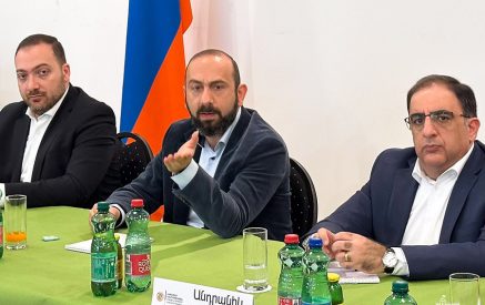 Միրզոյանի գլխավորությամբ տեղի է ունեցել Եվրոպական ու Հյուսիսային Ամերիկայի երկրներում և միջազգային կազմակերպություններում հավատարմագրված ՀՀ դիվանագիտական ներկայացուցչությունների ղեկավարների աշխատաժողով