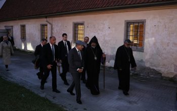 «Բալթյան երկրների հայոց թեմի առաջնորդի կողմից արտահայտված որոշ մտքեր և դատողություններ խիստ սուբյեկտիվ են, անհատական և վերագրելի չեն Եկեղեցուն»