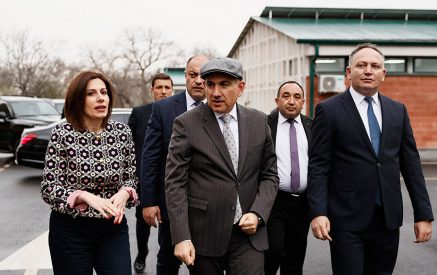 Փաշինյանը ներկա է գտնվել ՈՒԱԿ նոր Բարձր տեխնոլոգիական ռադիոթերապևտիկ մասնաշենքի բացման արարողությանը