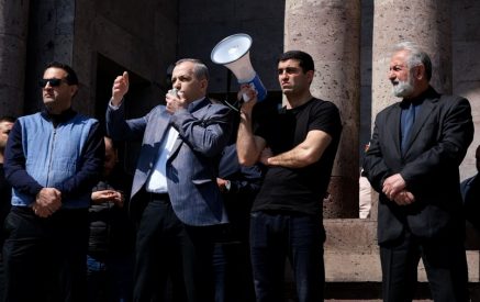 «Մայիսի 21-ից հետո ձեր նշած անձը կարող է դիմել ԱԺ, համապատասխան ձեւով գրանցվել եւ որպես Արցախի նախագահի թեկնածու ներկայանալ»․ Սամվել Շահրամանյան