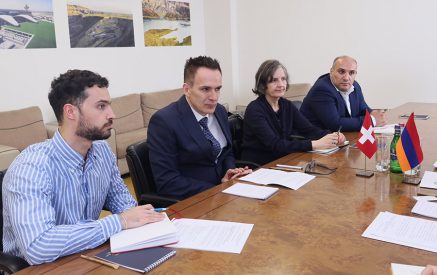 Շվեյցարիայի կառավարությունը պատրաստակամություն է հայտնել աջակցություն տրամադրել 2024թ. մայիսի 25-26-ը Լոռու և Տավուշի մարզերում հորդառատ անձրևների հետևանքով տեղի ունեցած հեղեղների պատճառով փլուզված որոշ կամուրջների վերականգնման աշխատանքներում