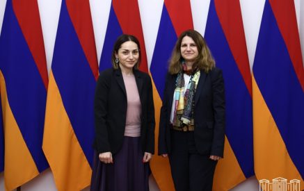 Ծովինար Վարդանյանն ու Իվա Պետրովան անդրադարձել են ԱՄՀ ընթացիկ ծրագրով նախատեսված միջոցառումների կատարմանը,  գործընկերային հարաբերություններն ամրապնդելու պատրաստակամություն հայտնել