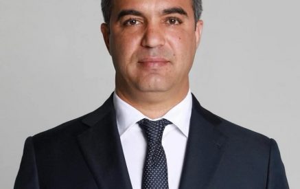 Վալոդյա Գրիգորյանը պաշտոնապես ստանձնեց Փարաքար համայնքի ղեկավարի լիազորությունները