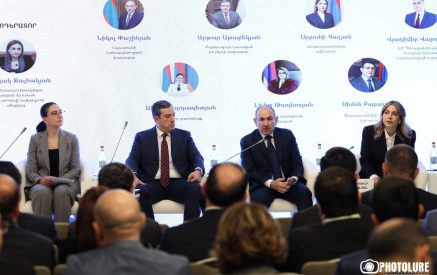 Աննա Վարդապետյանն անդրադարձել է ռեսուրսները «կալորիականություն» ունեցող գործերի քննությանն ուղղելու անհրաժեշտությանը, նախաքննության նկատմամբ դատախազական հսկողության և վերահսկողության ժամկետներին