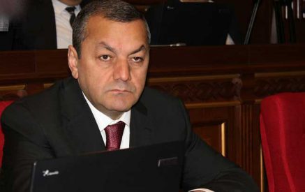 ԱԺ նախկին պատգամավոր Արայիկ Գրիգորյանից պահանջում է բռնագանձել 15 անշարժ գույք, ավելի քանի 6 միլիարդ դրամ