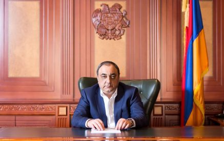 Նախկին պատգամավոր Արկադի Համբարձումյանից և նրան փոխկապակցված անձանցից բռնագանձել 8 անշարժ գույք, 5 տրանսպորտային միջոց, 5,5 միլիարդ դրամ. պահանջում է դատախազությունը