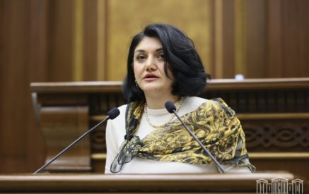 Հայաստանը կոնվենցիան մեկ հոդվածի հետ կապված վերապահումով է ստորագրել, հոդվածն առնչվում է սեռի հատկանիշով երեխայի խտրական ընտրության բացառմանը