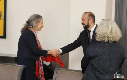 Արարատ Միրզոյանը և Մագդալենա Գրոնոն քննարկել են նաև անհայտ կորած աձանց ճակատագրերի և հայ ռազմագերիների ու պահվող քաղաքացիական անձանց վերադարձի հարցի հասցեագրումը