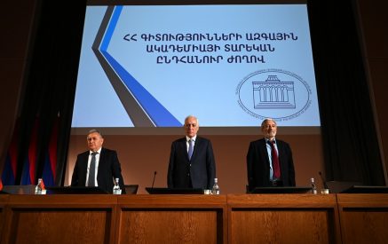 Պետք է փորձել բուհ-գիտություն միավորման ավելի արդյունավետ ձևը գտնել. Վահագն Խաչատուրյան