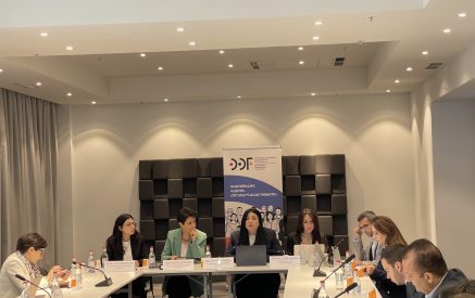 Հռոմի կանոնադրության վավերացումից հետո մեր երկրի իրավական համակարգում անհրաժեշտ է այնպիսի կարգավորումներ նախատեսել, որոնք վերաբերում են Միջազգային քրեական դատարանի հետ ՀՀ համագործակցությանը. կայացել է քննարկում