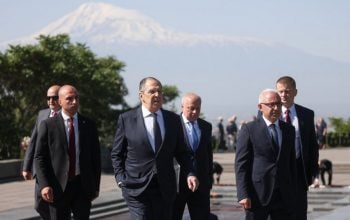 «Ռուսական կողմը տեղեկացրել է, որ նախարար Լավրովը կայցելի Հաղթանակի զբոսայգի՝ պայմանավորված Հայրենական մեծ պատերազմում հաղթանակի հոբելյանական տարելիցով, իսկ Ծիծեռնակաբերդ ՌԴ ԱԳ նախարարի անունից կուղարկվի ծաղկեպսակ»
