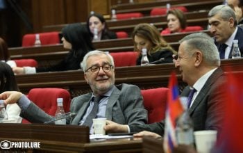 «Ճնշված լինեին, ինչո՞ւ էին մյուս օրը գալիս ու ինձնից հարցազրույց վերցնում»․ Անդրանիկ Քոչարյանի վարքը քննող հանձնաժողով չի ստեղծվի