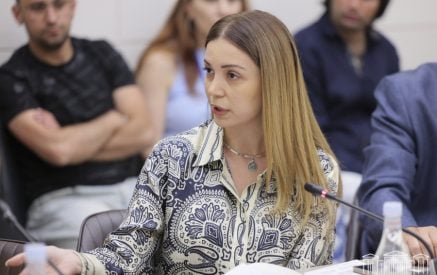 Եթե իշխանական պատգամավորն ասում է՝ «մեկ է՝ մարդիկ գումարը տալիս են, ազատվում են», ընդդիմադիր պատգամավորը հետաքրքրվում է՝ ինչո՞ւ 7 տարի իշխող ուժը չի փակել այդ խողովակները