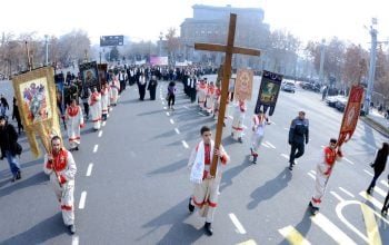 Իշխանությունները միշտ եկել-գնացել են, իսկ եկեղեցին 1700 տարի է՝ կա. Վարդան Խաչատրյան