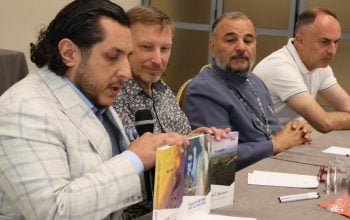 «Հնարավոր չէ Տիրոջը չկրել քո հոգում և կառուցել Ամենափրկիչը Շուշիում։ Այսպիսով` մշակույթը մեր ներաշխարհն է, որն այսօր արտացոլված է մեր բարեկամի՝ Կոնոպլյովի գրքում»