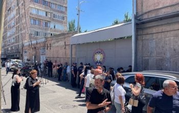 «Սրբազան» պայքարի աջակիցները հավաստիացնում են՝ իրենց ներկայությամբ բռնությունների եւ հեղաշրջումների մասին զրույցներ չեն եղել