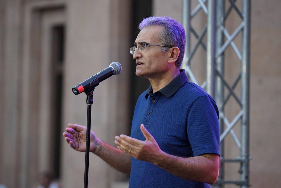 Վարդան Պողոսյան․ Գրեթե բացառվում է, որ ԿԸՀ-ն հիմքեր գտնի որեւէ կուսակցության, դաշինքի չգրանցելու կամ գրանցումը մերժելու համար․ «Հրապարակ»