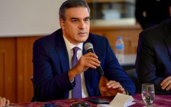 Բարձրաստիճան ցանկացած պաշտոնի հավակնելու իրավունք պետք է ունենան միայն համապատասխան բարձրագույն կրթություն և մասնագիտական փորձ միաժամանակ ունեցող անձինք. Թաթոյան