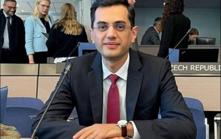 Այսօր արդեն այն եզակի մնացած պաշտոնյաներից մեկը, որը համարձակվել էր օրենքի եւ ՀՀ ստանձնած պարտավորությունների մասին խոսել, այլեւս չի աշխատում. Հասմիկ Հարությունյան