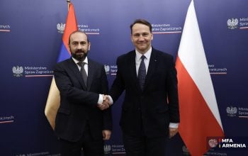 Արարատ Միրզոյանն ու Ռադոսլավ Սիկորսկին մտքեր են փոխանակել ԵՄ շրջանակներում ընթացիկ գործընթացների, ինչպես նաև ՀՀ եվրոպական ինտեգրացիային առնչվող հարցերի շուրջ