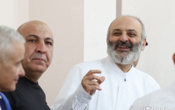 Բացարկ եմ հայտնում իմ, Բագրատ Սրբազանի եւ Մխիթար Գոշի անունից. Փաստաբան