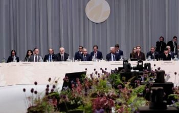 Միջին միջանցքի իրականացումը և Եվրոպայի, Հարավային Կովկասի և Կենտրոնական Ասիայի միջև ապրանքների, էներգիայի, օպտիկամանրաթելային մալուխների անխոչընդոտ կապը ներկայացնում են փոխադարձ հետաքրքրություն. Փաշինյան