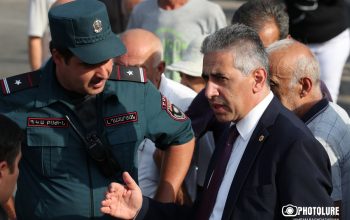 «Պատգամավորության թեկնածուն անձեռնմխելիություն ունի, և մեզ բոլորիս պաշտպանողը ԿԸՀ-ն է։ Բայց դեպք չի եղել, որ դատախազությունը դիմի ԿԸՀ՝ թեկնածուի նկատմամբ քրեական գործ նախաձեռնելու, ու ԿԸՀ-ն մերժի». Էդգար Ղազարյան