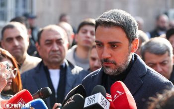 «Եթե Սամվել Կարապետյանի ապօրինի տնային կալանքը չի վերացվում, ՀՀ-ում արդարություն, հավասարություն, մրցակցություն բոլոր բառերը պարզապես սիրուն բառեր են դառնում»․ Արամ Վարդևանյան