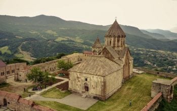 Չենք կիսում և դատապարտում ենք այդ մոտեցումները. ՀԱԵ Արցախի թեմական խորհուրդը` թեմի առաջնորդի գործողությունների մասին