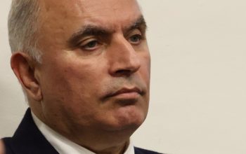 «Երբ զենք առնելու մասին այդ զրույցը տանում եք՝ առնվազն պետական ողջ համակարգում մարդկանց թաթախում եք ստի մեջ»․ Հրայր Կամենդատյան