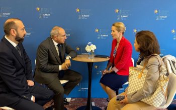 «Իրենց համար կարևոր էր, որ ԵՄ-ի այսօրվա բյուրոկրատիան հայտարարի, որ իրենք աջակցում են Նիկոլ Փաշինյանին»․ Երվանդ Բոզոյանը՝ ԵՄ-ից օգնություն խնդրելու մասին