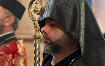 Վիրահայոց թեմի առաջնորդ Կիրակոս եպս. Դավթյանը ներկաներին ուղղված իր քարոզում հորդորեց չմոռանալ Երկրաշարժի անմեղ զոհերի հիշատակը