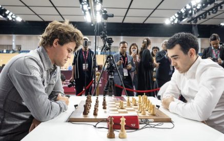 Հայկ Մարտիրոսյանը և Էլինա Դանիելյանը հաղթանակ տարան կայծակնային շախմատի աշխարհի նորընծա չեմպիոնների նկատմամբ