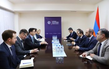 ՀՀ ԱԳ նախարարի տեղակալ Ռոբերտ Աբիսողոմոնյանը հանդիպել է ԱՄՆ Առևտրի և զարգացման գործակալության տարածաշրջանային տնօրեն Կարլ Կրեսի գլխավորած պատվիրակության հետ