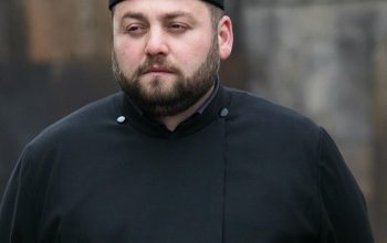 Ոչ մեկ չի կարող ինձ հետ նման հարցերում բացատրական աշխատանքներ տանել. Տեր Օշինը՝ Ռուբեն Ռուբինյանին