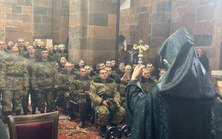 «Բանակում հոգևորականի բացակայությունը որպես կանոն բերում է ինքնասպանությունների, բարոյալքման և կարգապահական խնդիրների աճի». Սամվել դպիր Գրիգորյան