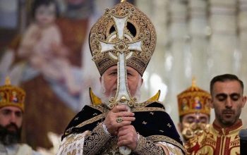 Աղոթում ենք, որ Ամենակալ Տերը օրհնի մայրության բերկրանքին սպասող կանանց և շնորհի բարեհաջող որդեծնություն. Գարեգին Բ