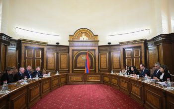 Փոխվարչապետ Խաչատրյանն ու ԵԽ Մարդու իրավունքների հանձնակատարը մանրամասն անդրադարձ են կատարել Ղարաբաղի փախստականների իրավունքների պաշտպանության ուղղությամբ կառավարության քաղաքականությանը