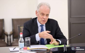 Արարատ Միրզոյանը և Խերտ Յան Կոպմանը քննարկել են տարածաշրջանային տնտեսական ու տրանսպորտային փոխկապակցվածության զարգացմանն ուղղված ծրագրեր