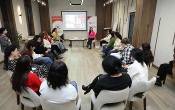 Անդրադառնալով բռնի տեղահանված անձանց խնդիրների հանրային քննարկումներին՝ Պաշտպանը շեշտել է զգայունության պահպանման և ատելության խոսքի բացառման կարևորությունը