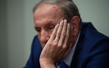 «Պառակտված ընդդիմությանը միավորելու միակ կարող ուժը Սամվել Կարապետյանն է». ՀՀ առաջին նախագահ