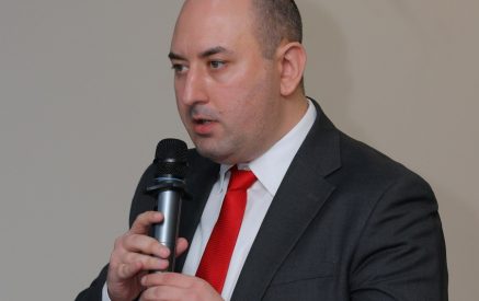 Ադրբեջանը մի քանի սցենարների է պատրաստ. միգուցե այս փուլում գերակա սցենարը խաղաղությունն է. Տիգրան Գրիգորյան