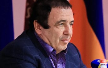 Գագիկ Ծառուկյանն իրավունք չունի հավակնելու ՀԱՕԿ նախագահի պաշտոնին, տարիքը թույլ չի տալիս․ Արայիկ Հարությունյան