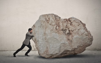 Բարոյական ճգնաժամերի հատկանիշները