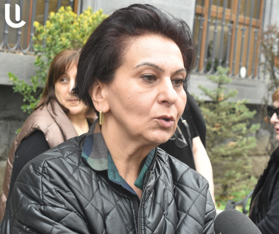 էս երկու երեխու ճակատագիրը խեղվում է իր քմահաճույքի համար. Արուս Հարությունյան