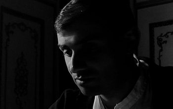 «Սովորաբար շատ են կարդում այն գրքերը, որոնք պարզունակ են, մակերեսային, չեն ստիպում խորհել կարդացածի շուրջ». Կարեն Մանուչարյան