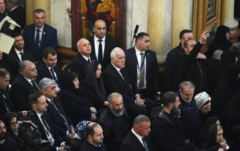 Վահագն Խաչատուրյանը Թբիլիսիի Սուրբ Երրորդություն եկեղեցում ներկա է գտնվել Իլյա Երկրորդի հուղարկավորության արարողությանը