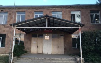 Հարբած կինը մտել է Եղեգնավանի դպրոց ու սպառնացել սպանել տնօրենին. Արարատի մարզպետարանից մանրամասներ են հայտնում